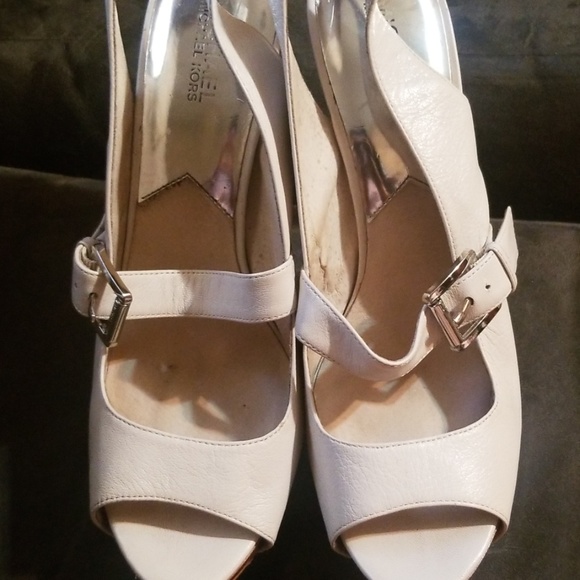 Women's Size 11 Michael Kors Heels - Picture 3 of 8